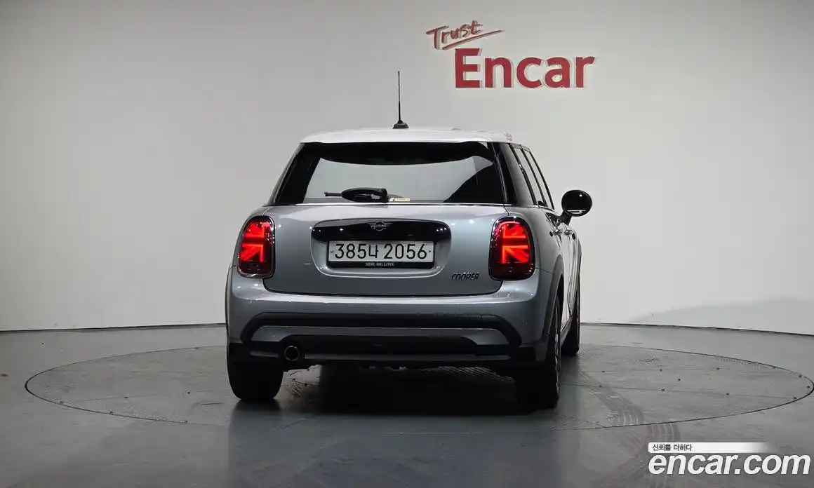 Mini Cooper 2024 1.5 Автомат в Москве № 222097, фото 15