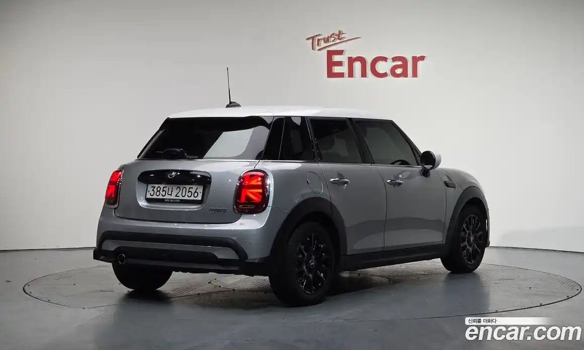 Mini Cooper 2024 1.5 Автомат в Москве № 222097, фото 17