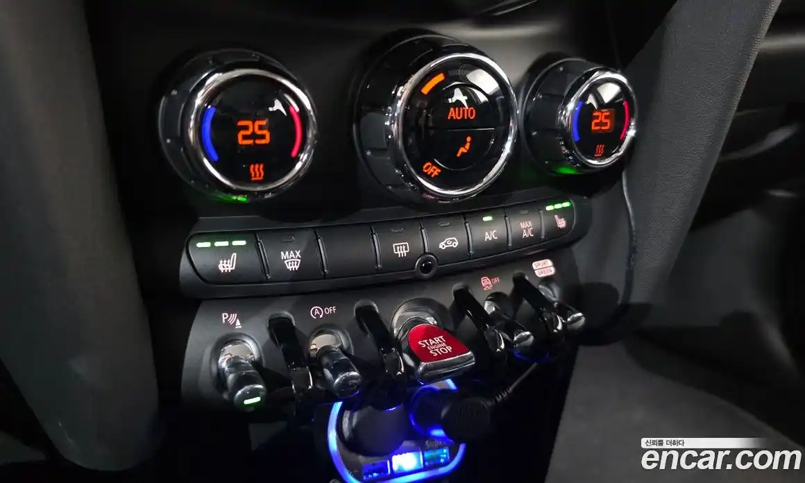 Mini Cooper 2024 1.5 Автомат в Москве № 222097, фото 20