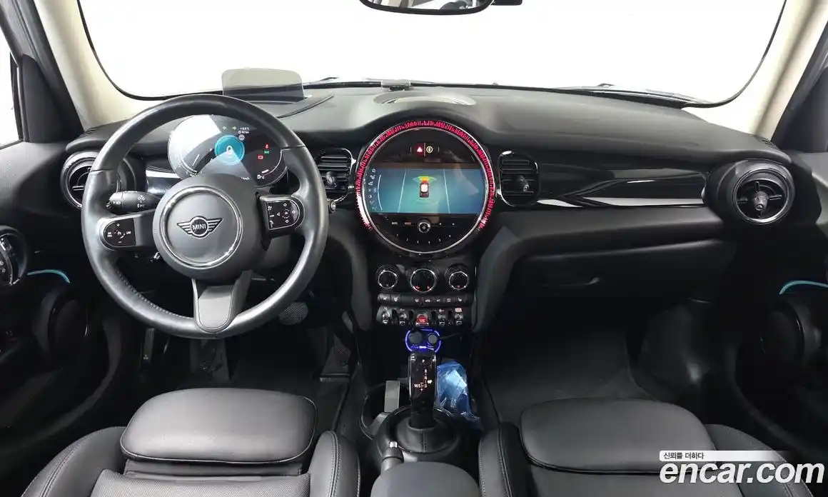 Mini Cooper 2024 1.5 Автомат в Москве № 222097, фото 6