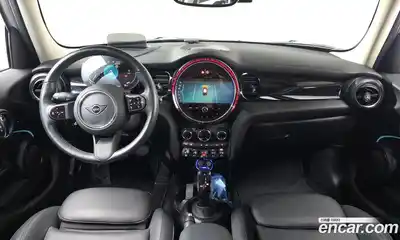 Mini Cooper 2024 1.5 Автомат в Москве № 222097, миниатюра 6