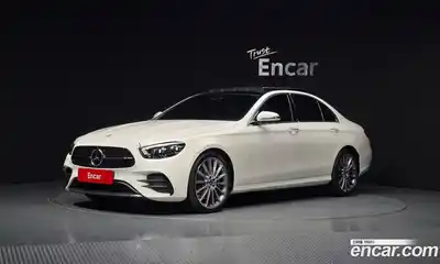 Mercedes-Benz E-Class 2022 2.0 Автомат в Москве № 225159, миниатюра 12