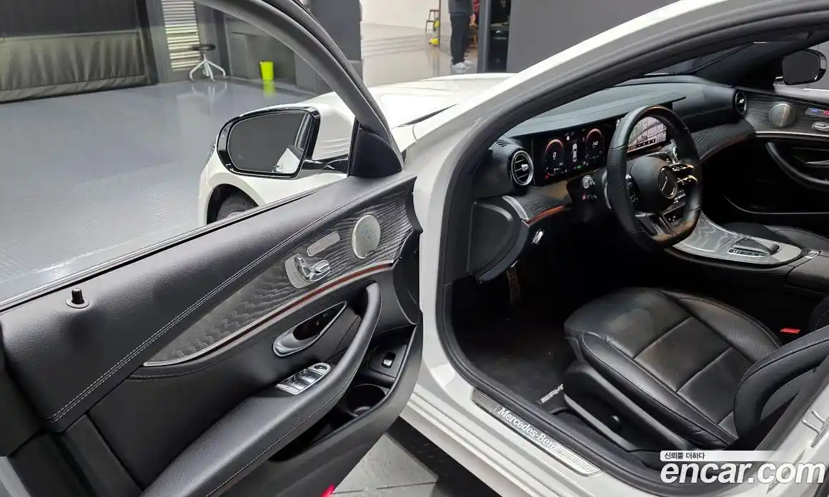 Mercedes-Benz E-Class 2022 2.0 Автомат в Москве № 225159, фото 15