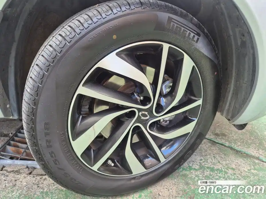 Renault QM5 2015 2.0 Автомат в Москве № 227445, фото 18