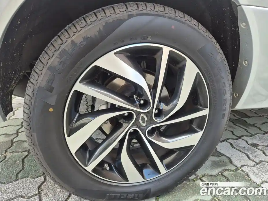 Renault QM5 2015 2.0 Автомат в Москве № 227445, фото 20