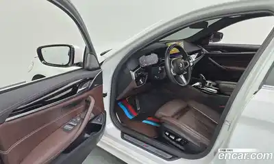 BMW 5-Series 2023 2.0 Автомат в Москве № 228033, миниатюра 4