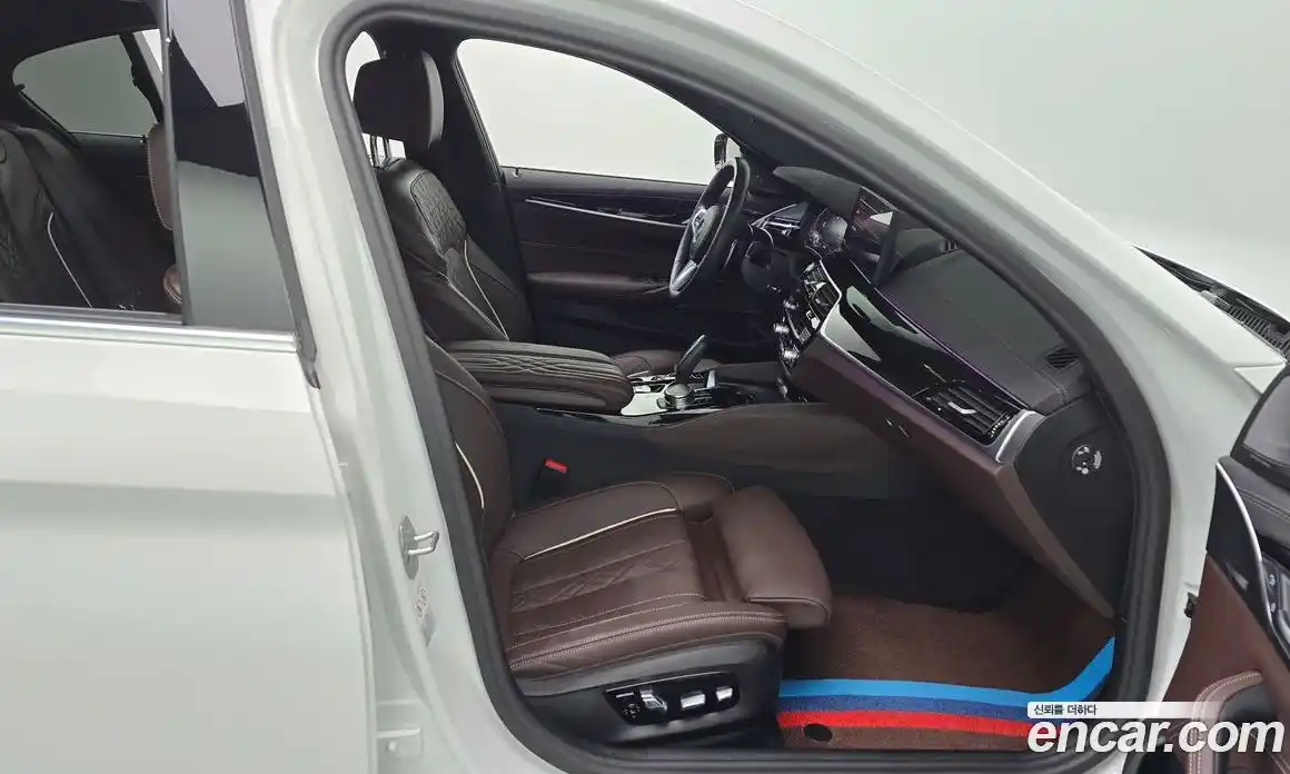 BMW 5-Series 2023 2.0 Автомат в Москве № 228033, фото 9