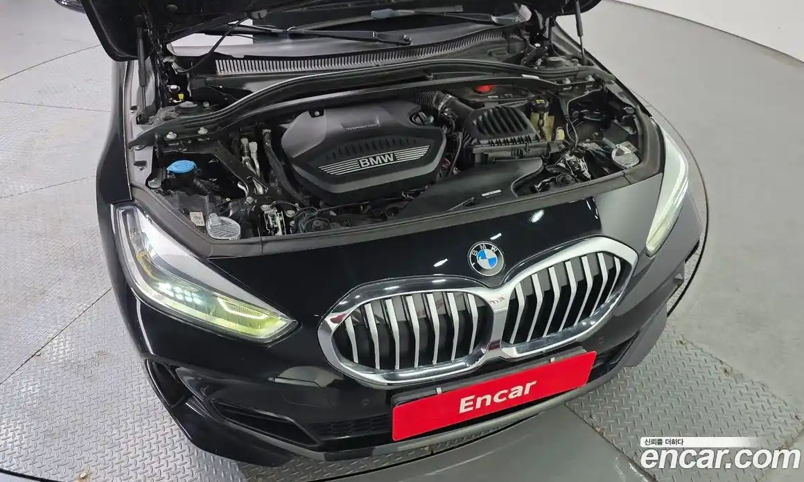 BMW 1-Series 2021 2.0 Автомат в Москве № 229224, фото 4