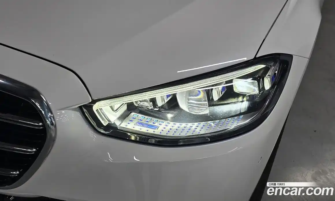 Mercedes-Benz S-Class 2024 4.0 Автомат в Москве № 229340, фото 12