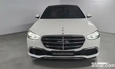 Mercedes-Benz S-Class 2024 4.0 Автомат в Москве № 229340, миниатюра 3