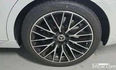 Mercedes-Benz S-Class 2024 4.0 Автомат в Москве № 229340, миниатюра 5