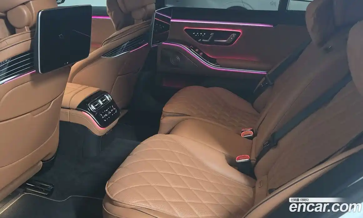 Mercedes-Benz S-Class 2024 4.0 Автомат в Москве № 229340, фото 10