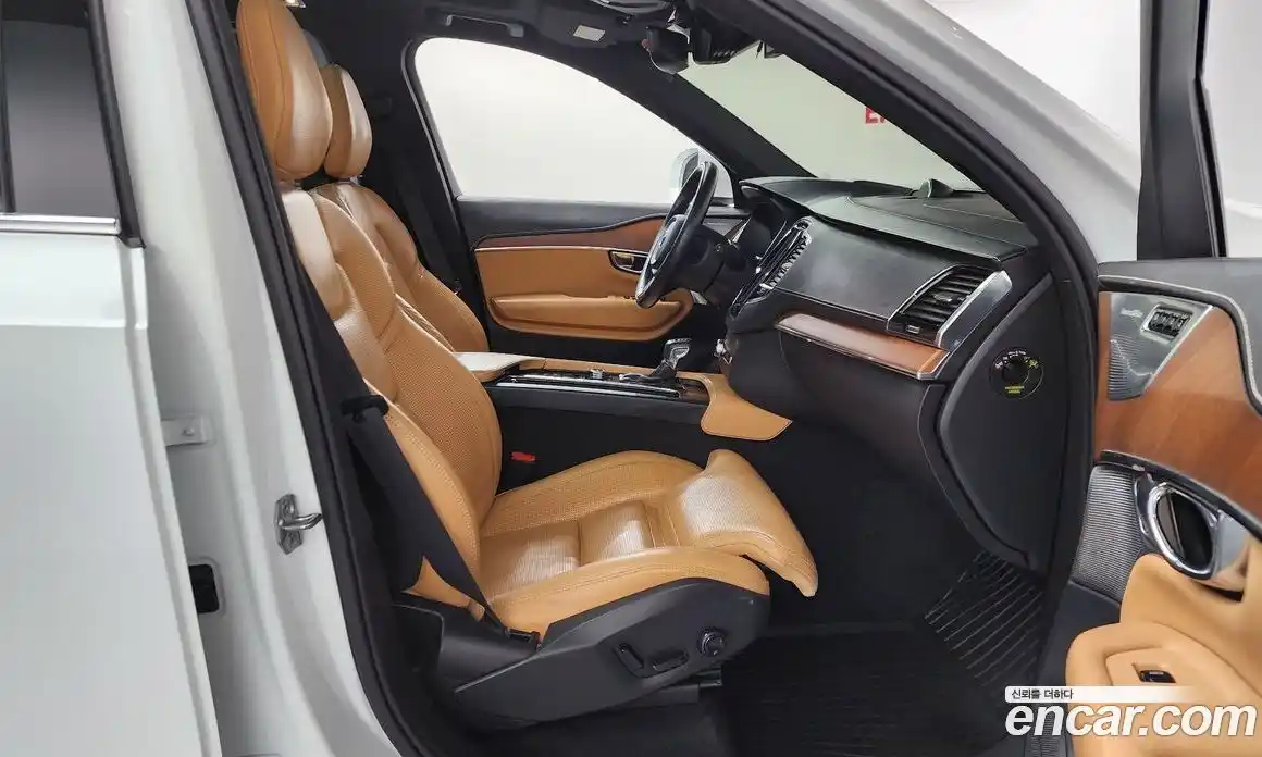 Volvo XC90 2017 2.0 Автомат в Москве № 230536, фото 12