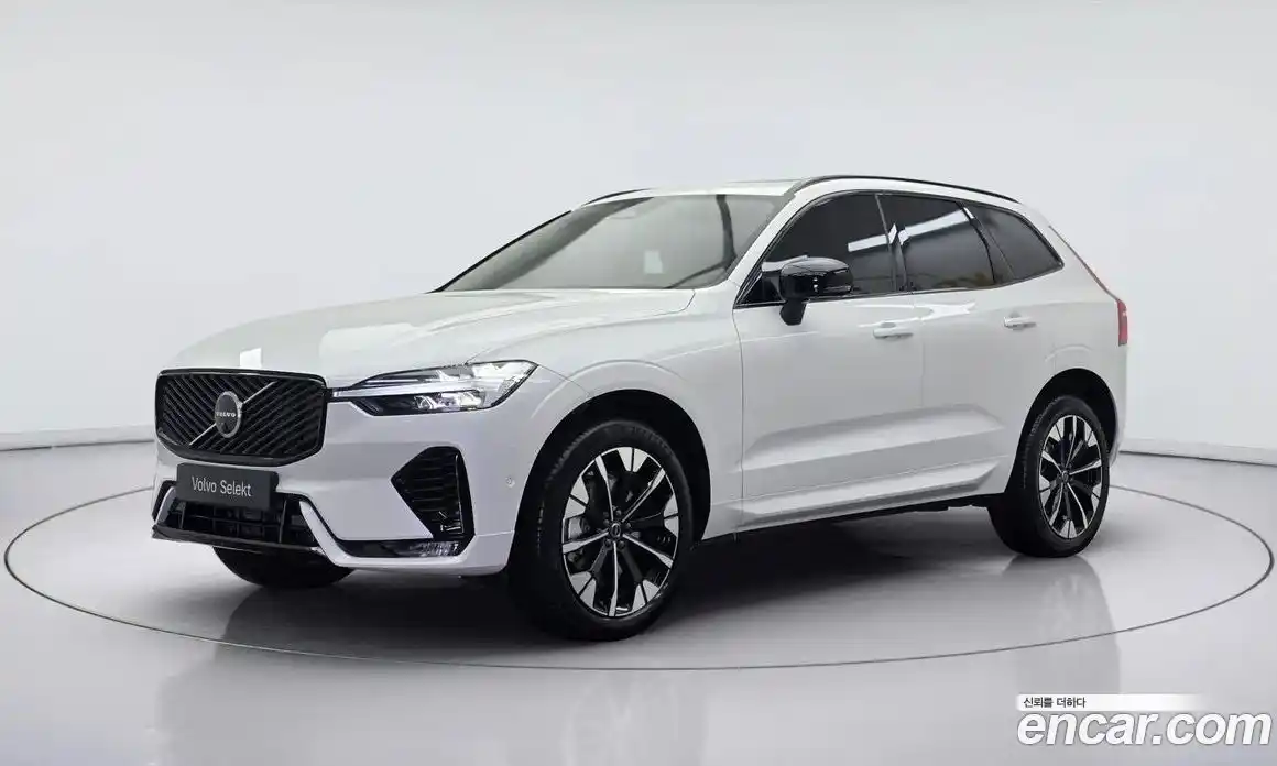 Volvo XC60 2026 2.0 Автомат в Москве № 230737, фото 1