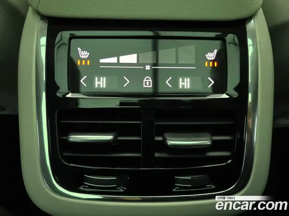 Volvo XC60 2026 2.0 Автомат в Москве № 230737, фото 19