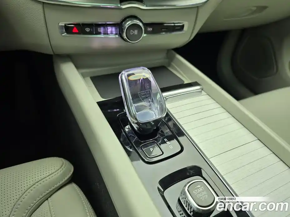 Volvo XC60 2026 2.0 Автомат в Москве № 230737, фото 9