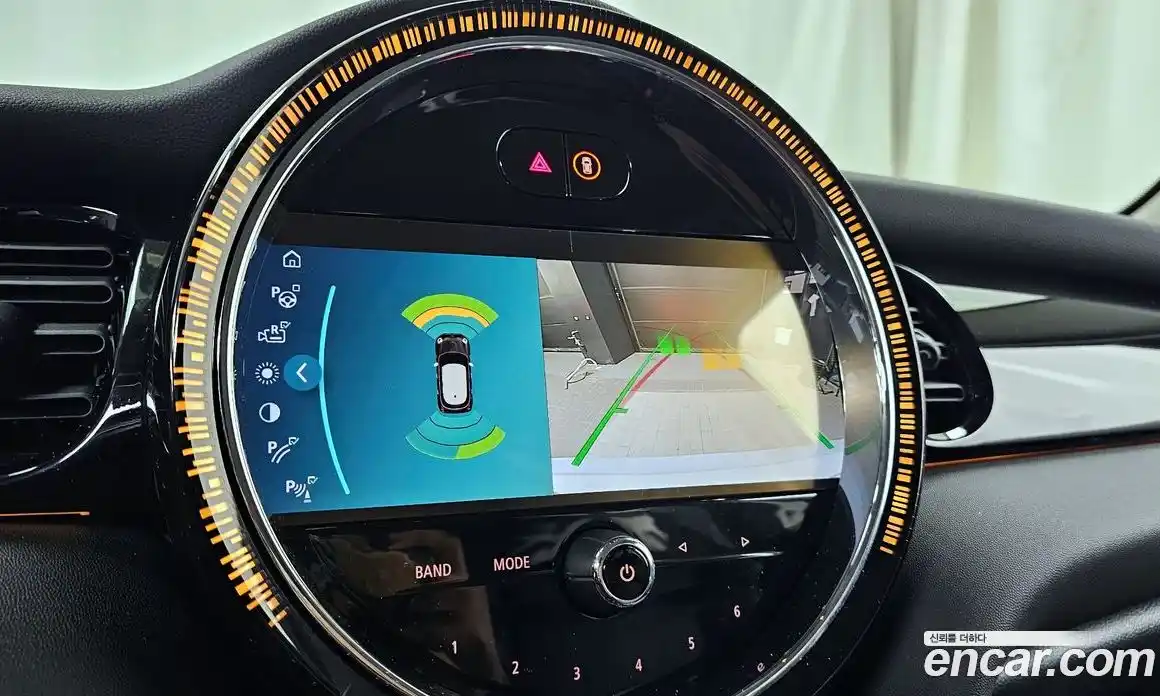 Mini Cooper 2024 1.5 Автомат в Москве № 231379, фото 13