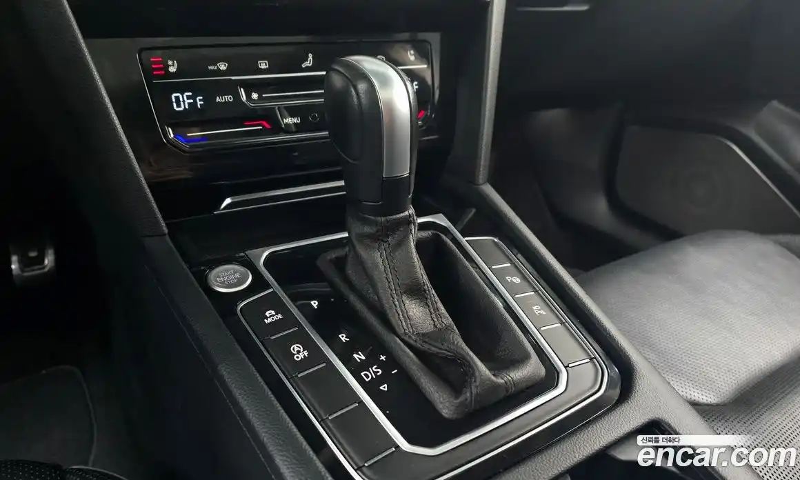 Volkswagen Arteon 2023 2.0 Автомат в Москве № 232155, фото 15