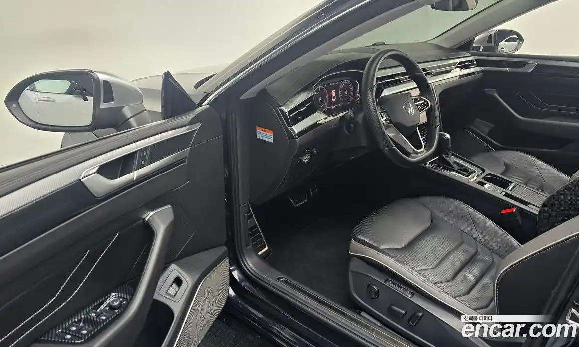 Volkswagen Arteon 2023 2.0 Автомат в Москве № 232155, фото 20