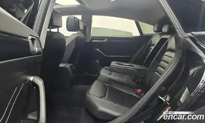 Volkswagen Arteon 2023 2.0 Автомат в Москве № 232155, миниатюра 2