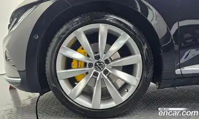 Volkswagen Arteon 2023 2.0 Автомат в Москве № 232155, миниатюра 5