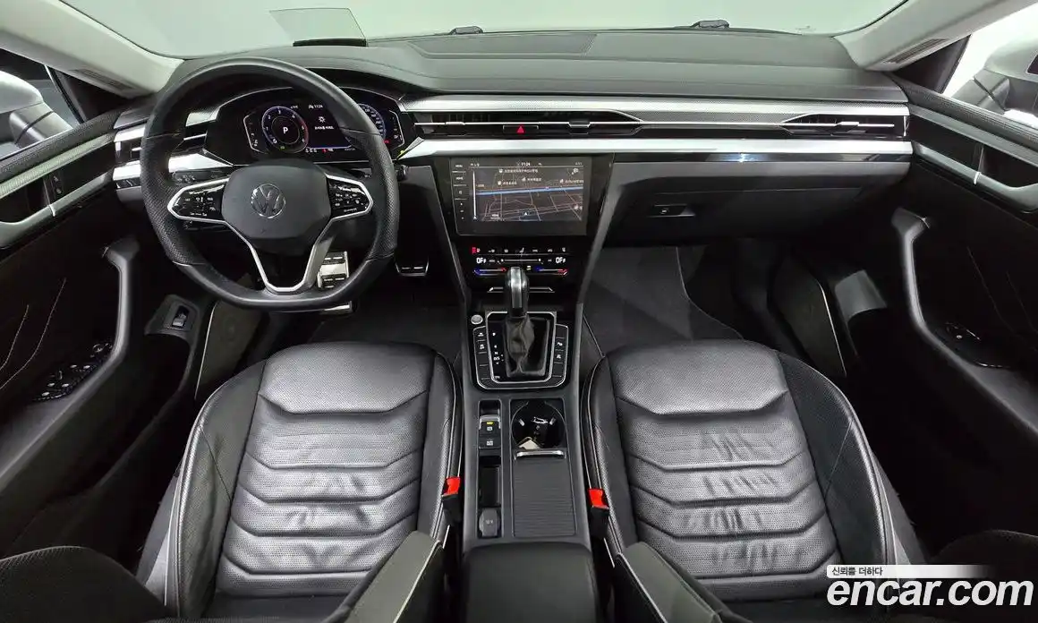 Volkswagen Arteon 2023 2.0 Автомат в Москве № 232155, фото 10