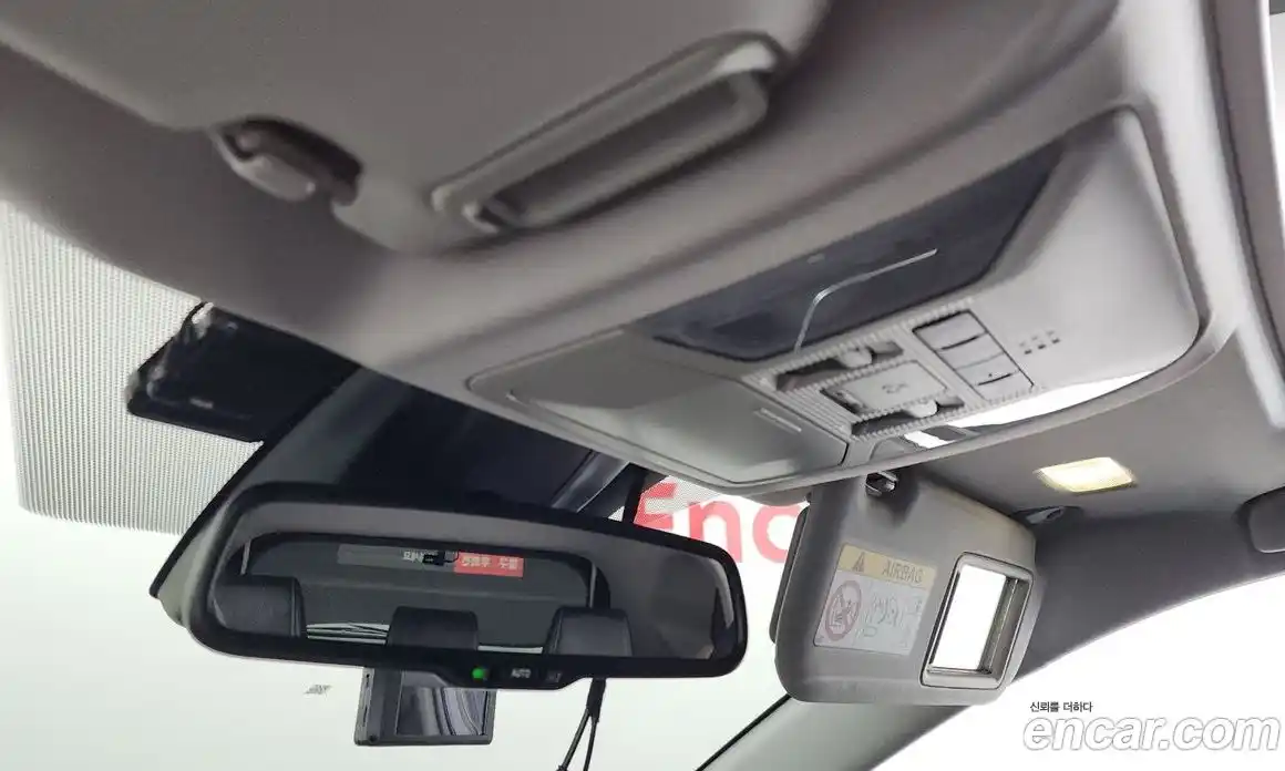 Toyota RAV4 2025 2.5 Автомат в Москве № 232813, фото 1