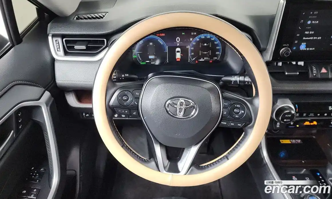 Toyota RAV4 2025 2.5 Автомат в Москве № 232813, фото 19