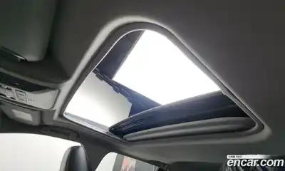 Toyota RAV4 2025 2.5 Автомат в Москве № 232813, миниатюра 2