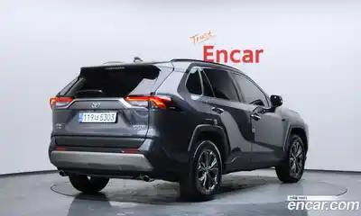 Toyota RAV4 2025 2.5 Автомат в Москве № 232813, миниатюра 8