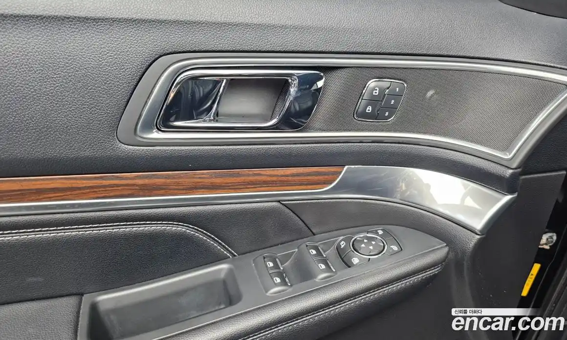 Ford Explorer 2016 2.3 Автомат в Москве № 233282, фото 18