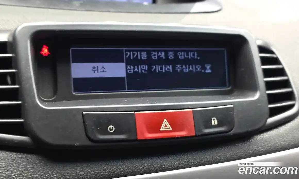 Renault SM3 2011 1.6 Автомат в Москве № 242555, фото 14