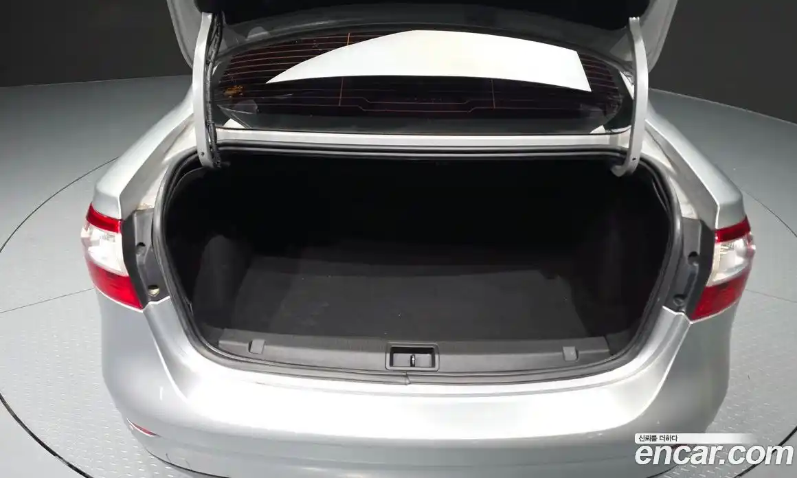 Renault SM3 2011 1.6 Автомат в Москве № 242555, фото 7