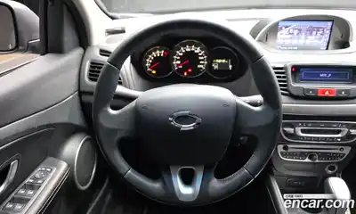 Renault SM3 2011 1.6 Автомат в Москве № 242555, миниатюра 10