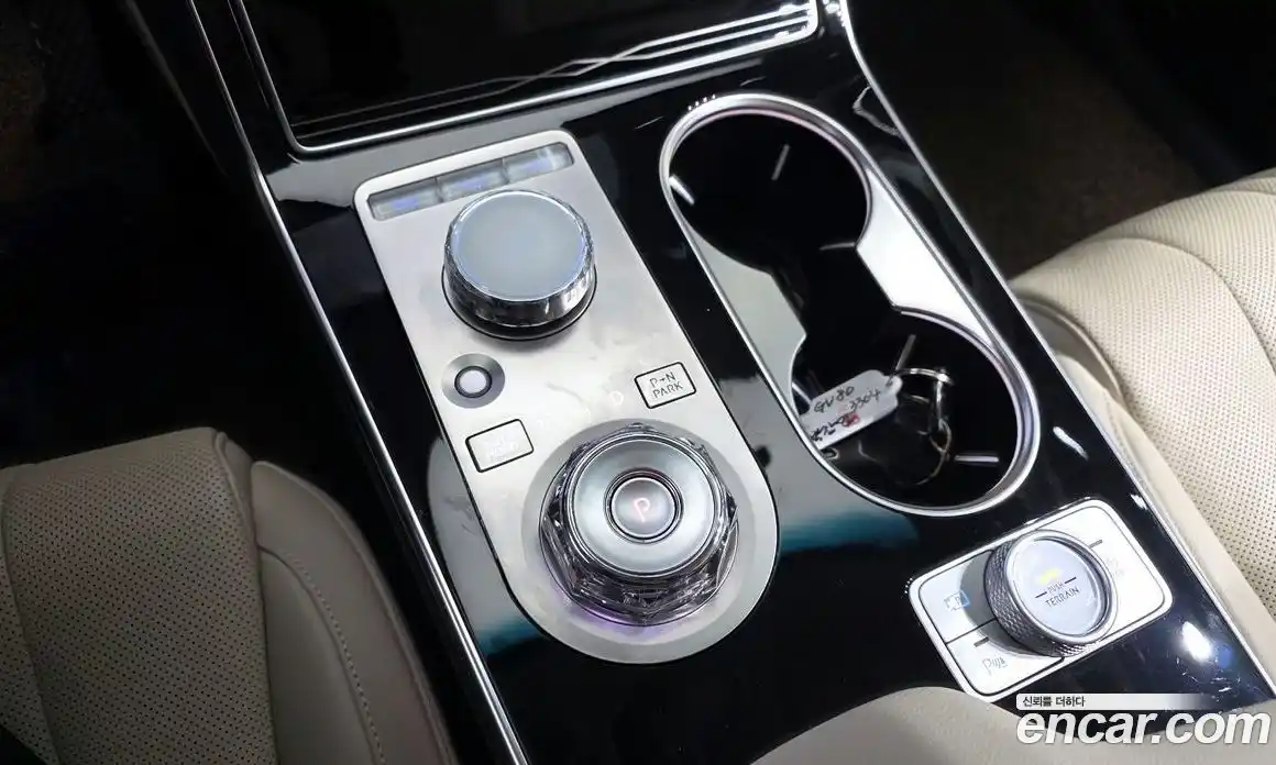 Genesis GV80 2024 2.5 Автомат в Москве № 25300, фото 9