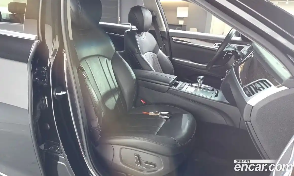 Genesis G80 2018 3.3 Автомат в Москве № 25581, фото 10