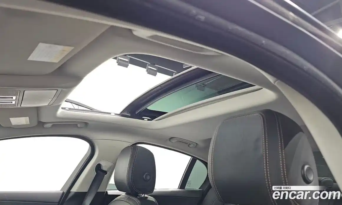 Jaguar XE 2016 2.0 Автомат в Москве № 256084, фото 19