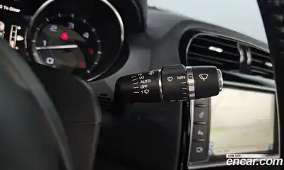 Jaguar XE 2016 2.0 Автомат в Москве № 256084, миниатюра 6