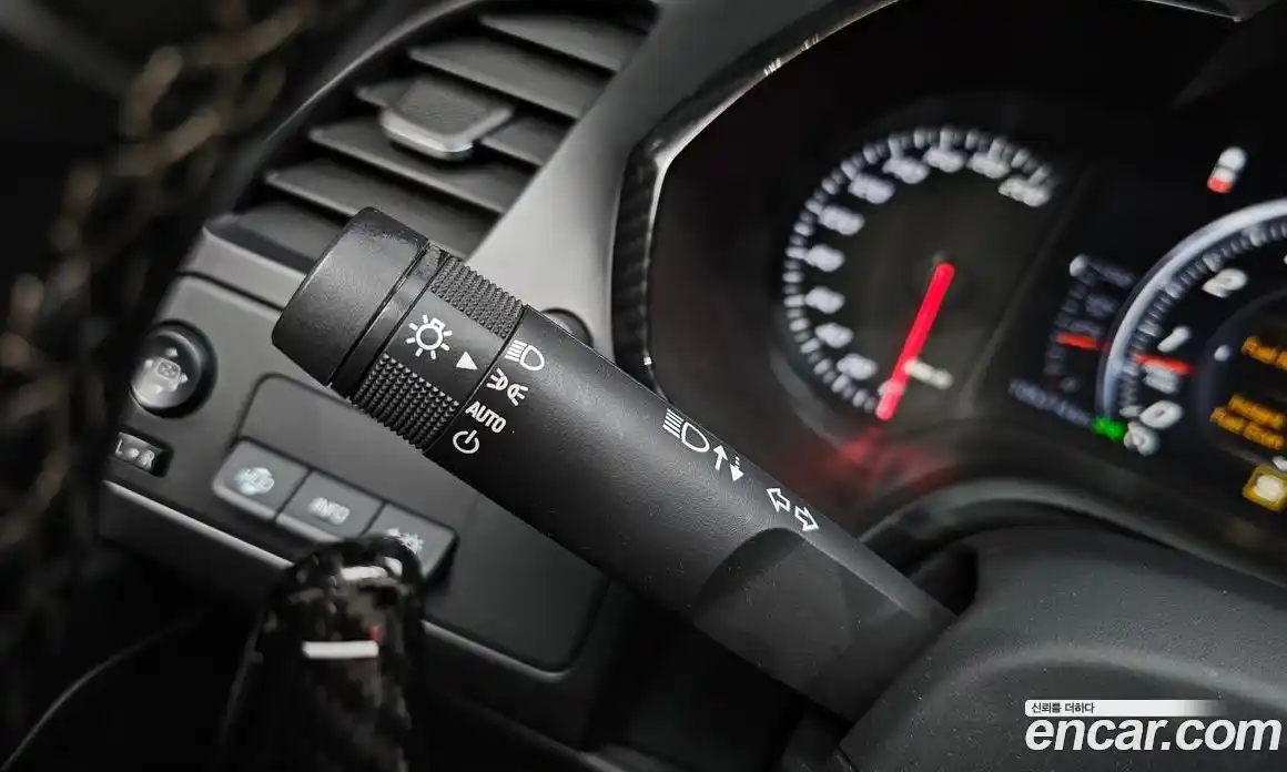 Chevrolet Corvette 2015 6.2 Автомат в Москве № 260493, фото 18