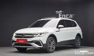 Volkswagen Tiguan 2023 2.0 Автомат в Москве № 276382, миниатюра 11