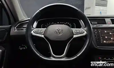 Volkswagen Tiguan 2023 2.0 Автомат в Москве № 276382, миниатюра 8