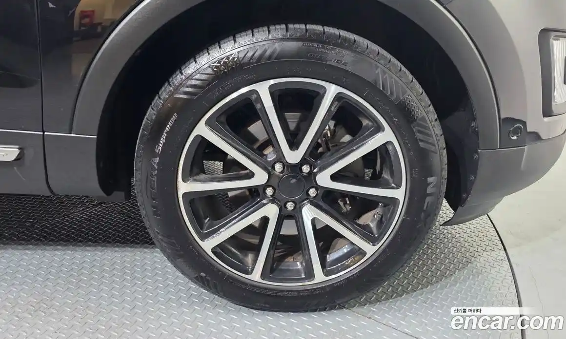 Ford Explorer 2016 2.3 Автомат в Москве № 280561, фото 13