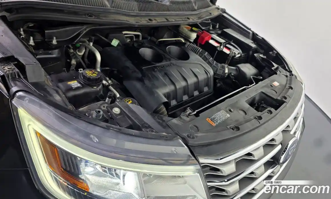 Ford Explorer 2016 2.3 Автомат в Москве № 280561, фото 4