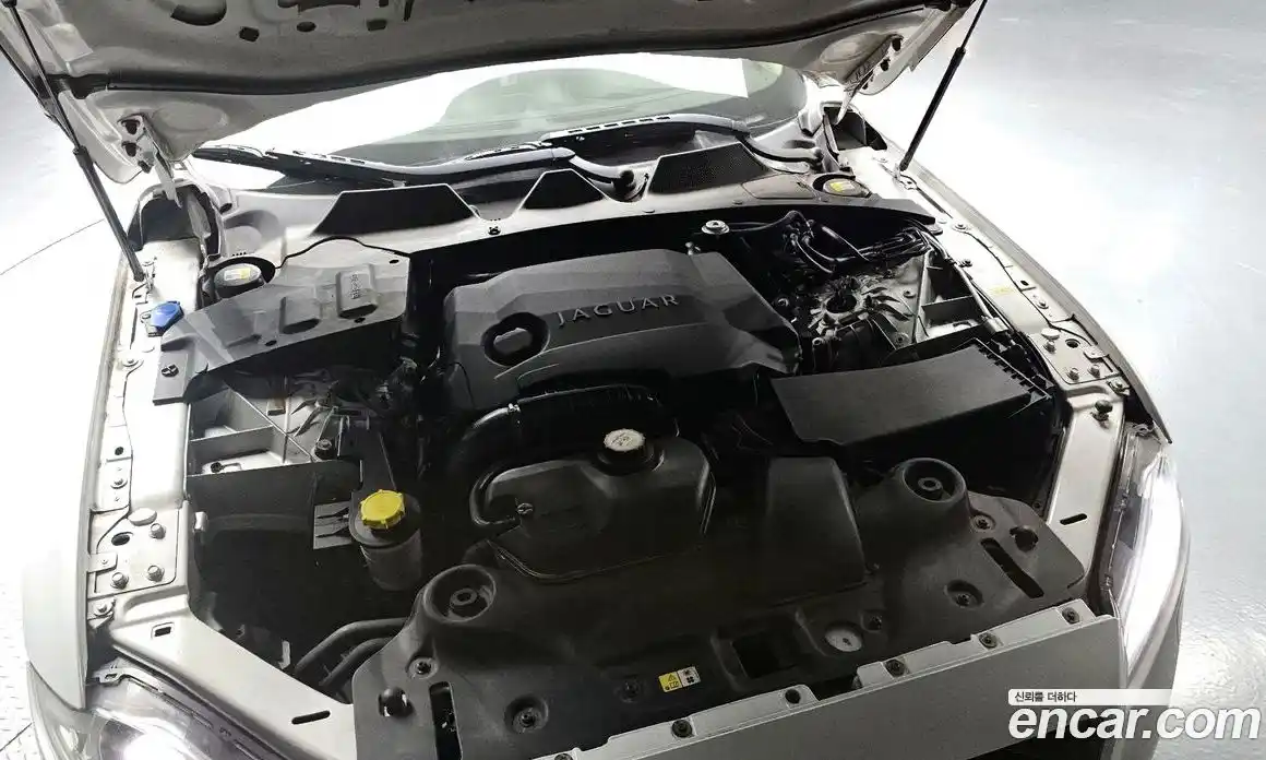 Jaguar XJ 2011 3.0 Автомат в Москве № 283857, фото 12