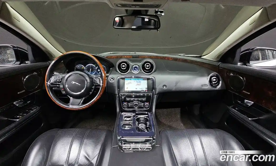 Jaguar XJ 2011 3.0 Автомат в Москве № 283857, фото 7