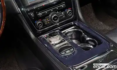 Jaguar XJ 2011 3.0 Автомат в Москве № 283857, миниатюра 10