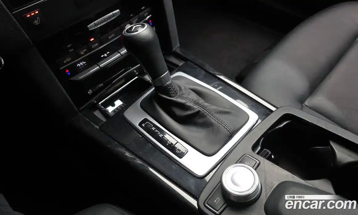 Mercedes-Benz E-Class 2010 1.8 Автомат в Москве № 292498, фото 15