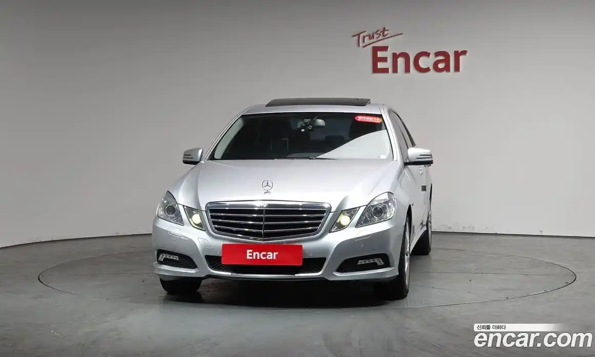 Mercedes-Benz E-Class 2010 1.8 Автомат в Москве № 292498, фото 8