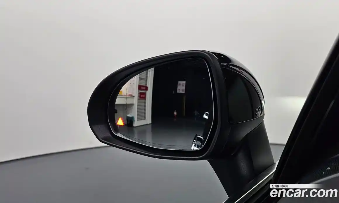 Mercedes-Benz EQE 2023 0.3 Автомат в Москве № 292536, фото 14