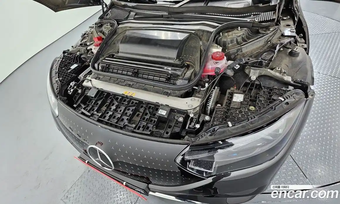 Mercedes-Benz EQE 2023 0.3 Автомат в Москве № 292536, фото 20